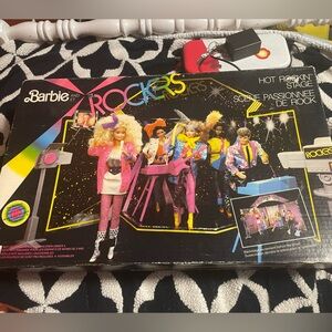 Barbie and the Rockers “HOT ROCKIN STAGE”  NIB vintage